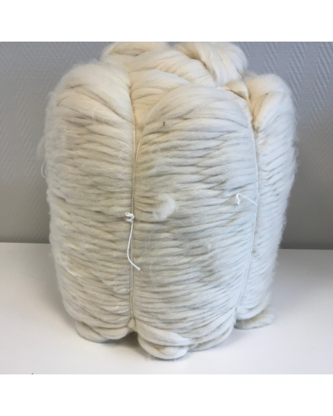 Bump 10 kilo Lontwol Ivory